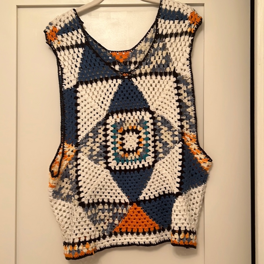 Bode men’s crochet vest size small. Only worn twice like new condition.